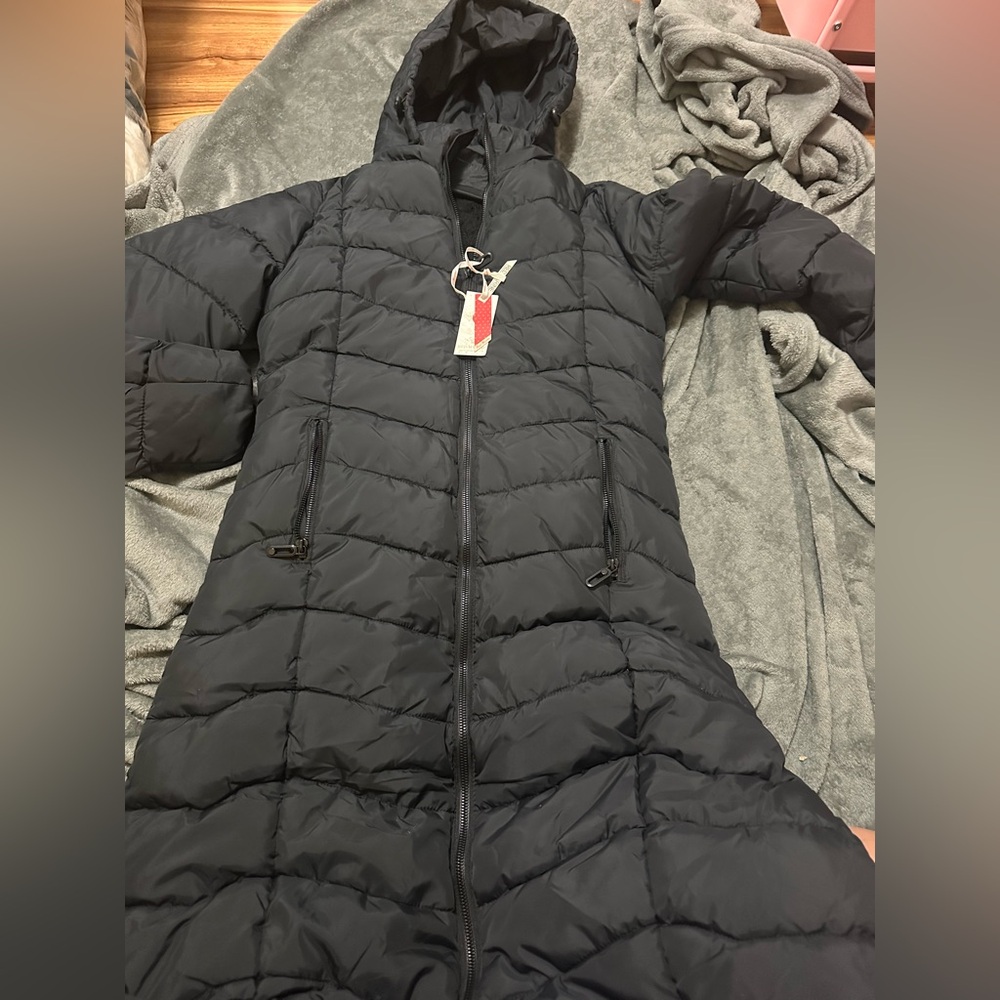 Red marine black long puffer jacket sz M wnt